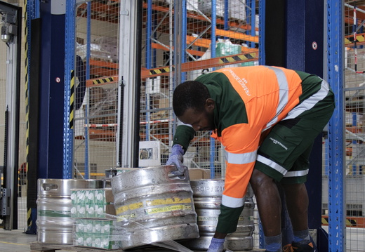 20 000 emplois dans l'industrie