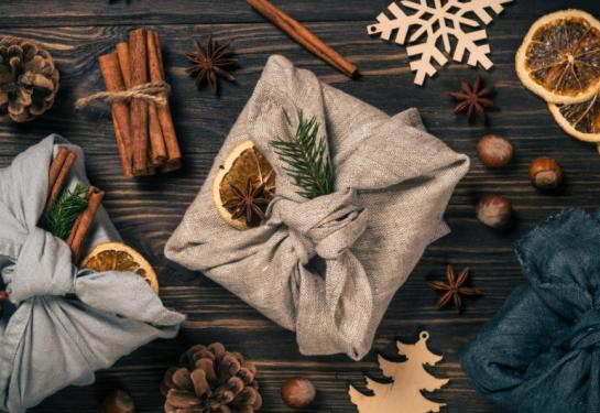 Furoshiki et table de fêtes de Noël