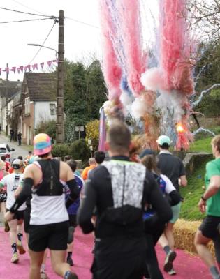 Photo du départ du Trail des Coteaux de Guerville
