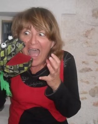 Des histoires à écouter, à regarder et à ressentir, pour éveiller l’imaginaire des tout-petits en douceur.