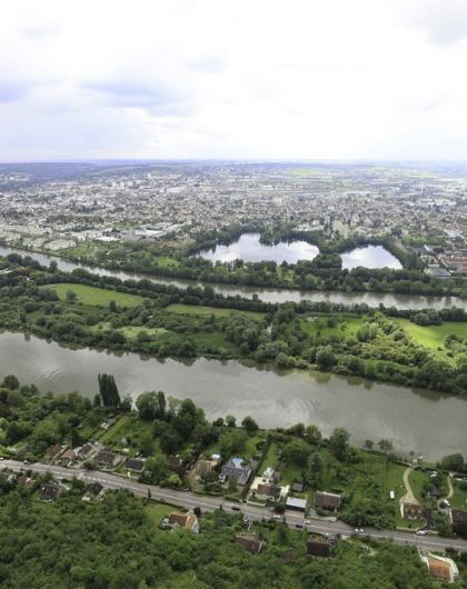 Vue aérienne du territoire GPS&O et de la Seine