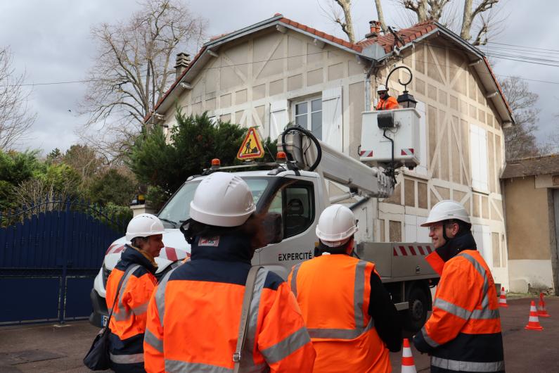 Visite de travaux d'éclairage à Triel-sur-Seine