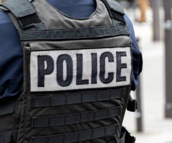 Dos de policier