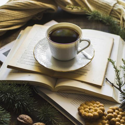 Café sur un livre