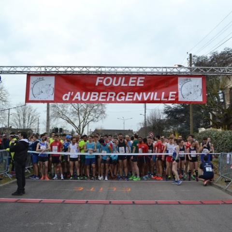 Photo de la ligne de départ de la Foulée d'Aubergenville