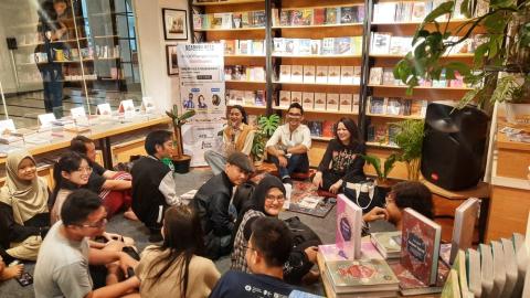 Une brève histoire de la littérature jeunesse, depuis les premiers balbutiements de ce genre en France jusqu’à son essor, avec les questions posées par la lecture des enfants aujourd’hui. 