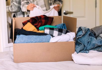 Tri et dons de vêtements et textiles